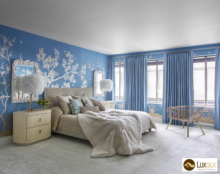phòng ngủ tường màu xanh dương rèm màu xanh dương