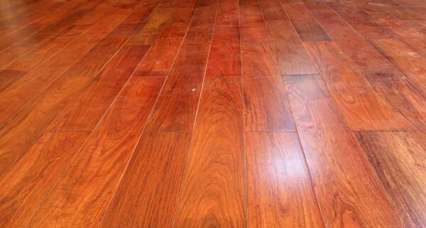 Sàn gỗ giáng hương Lào 15x90x900mm